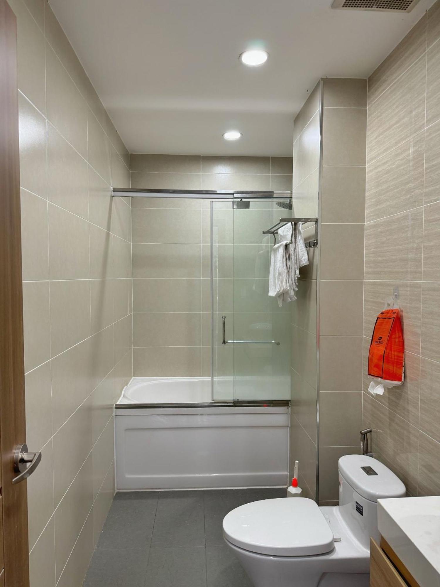 Tphomes Lakeview Căn hộ *