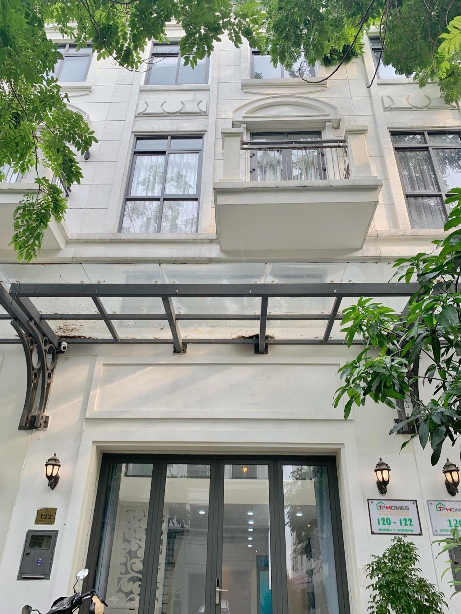 Căn hộ Tphomes Lakeview *